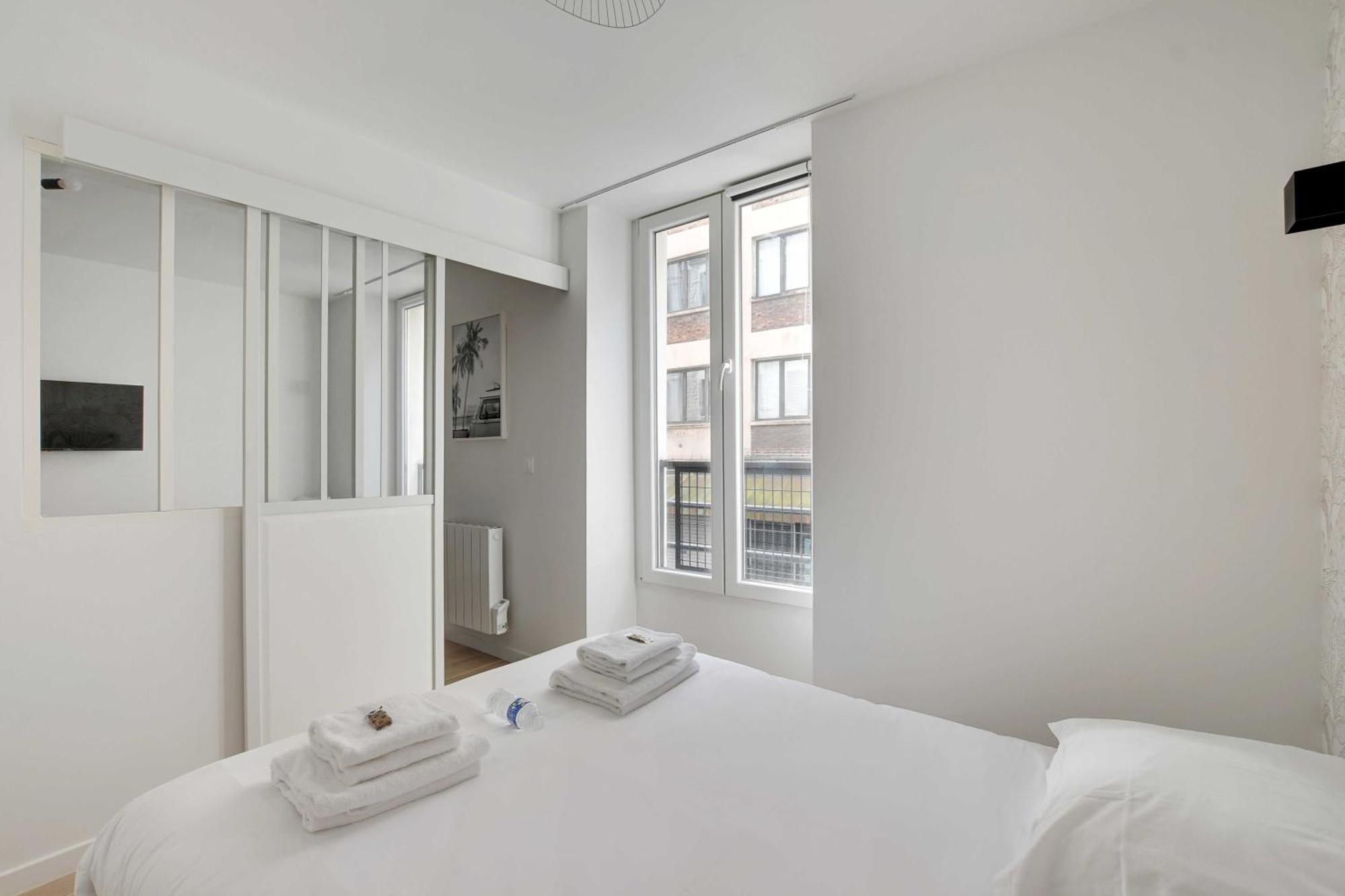 Newly Renovated Appartements Residence Republique Paris Exterior photo