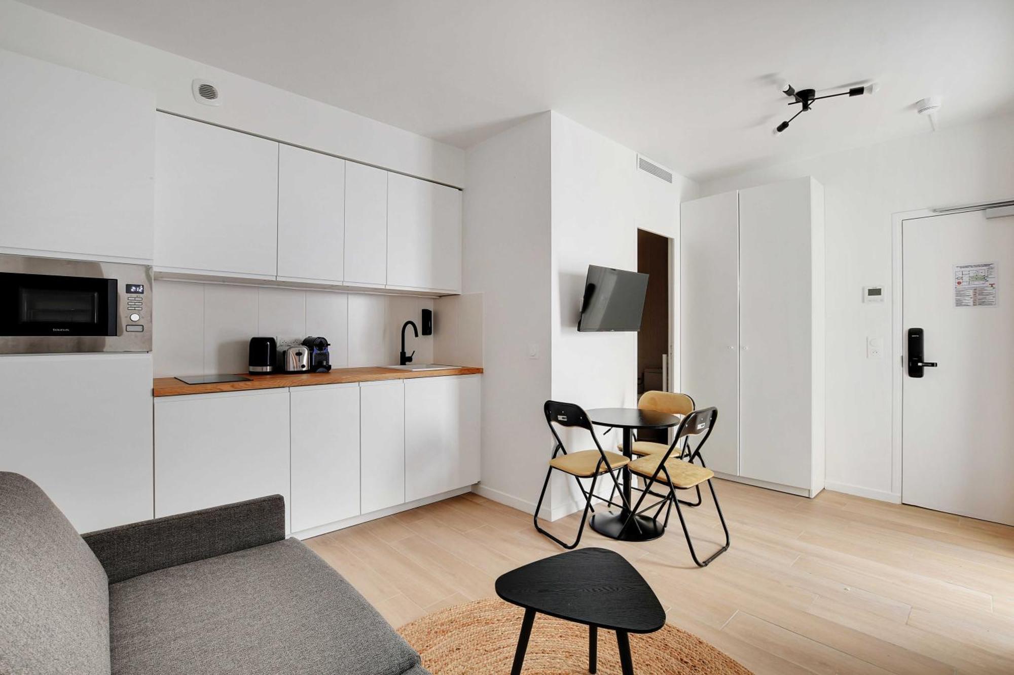 Newly Renovated Appartements Residence Republique Paris Exterior photo