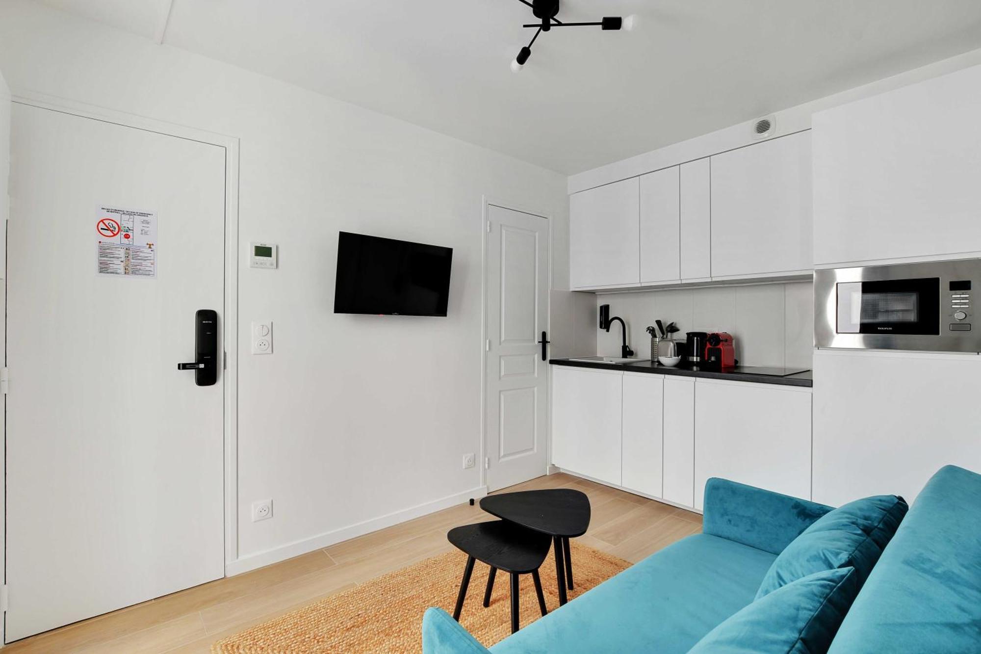 Newly Renovated Appartements Residence Republique Paris Exterior photo
